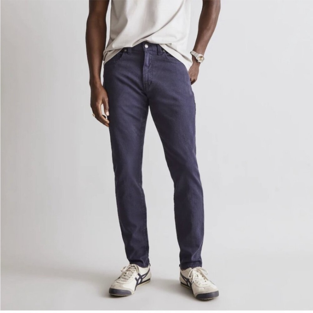 Madewell Men's Athletic Slim Straight Jeans in Dark Blue